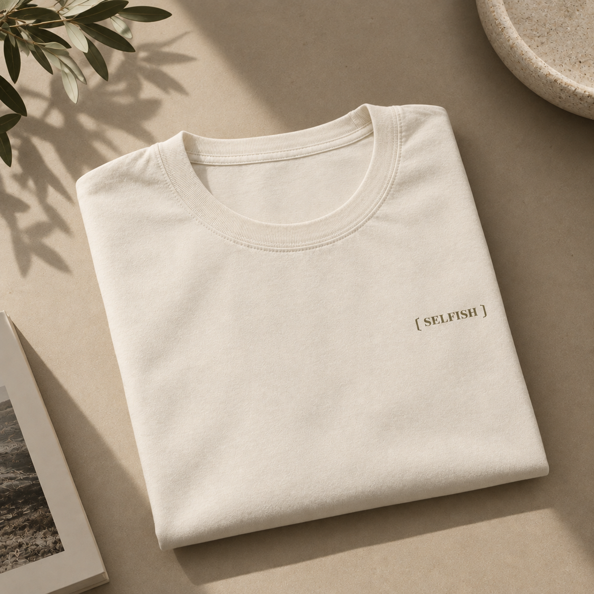 T-shirt graphique unisexe SELFISH | La Séance
